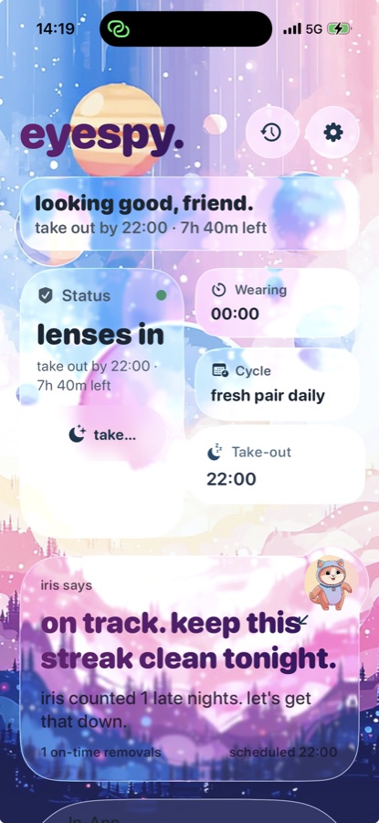 EyeSpy app dashboard showing contact lens status, reminders, and daily lens-care guidance.